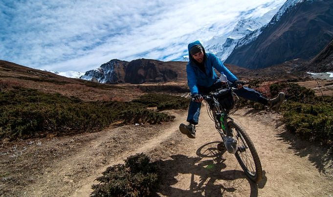 Bikepacking Pour Débutants Sur Le Circuit Des Annapurna Au Népal